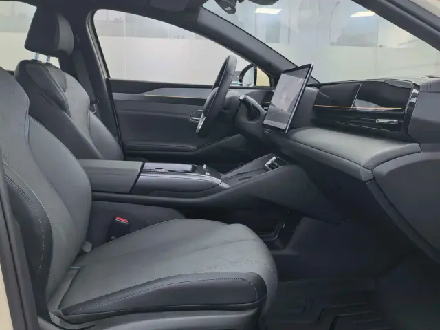 BYD Qin L — Фото автомобиля 7