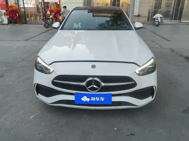 Mercedes-Benz C-Class — Фото автомобиля 2