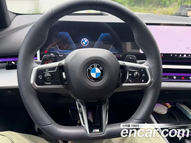 BMW 5 Series G60 — Фото автомобиля 18