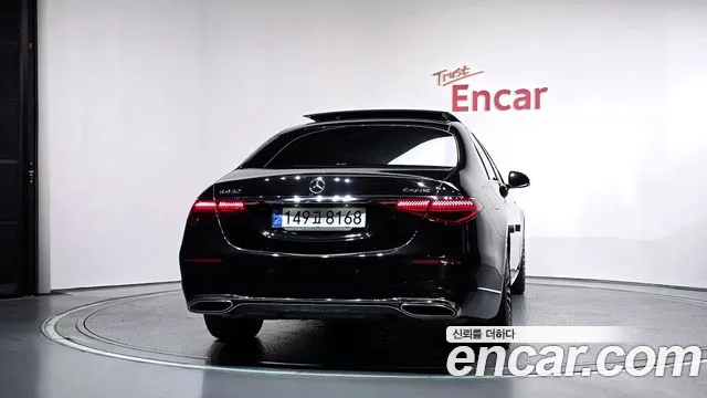 Mercedes-Benz S-Class — Фото автомобиля 4