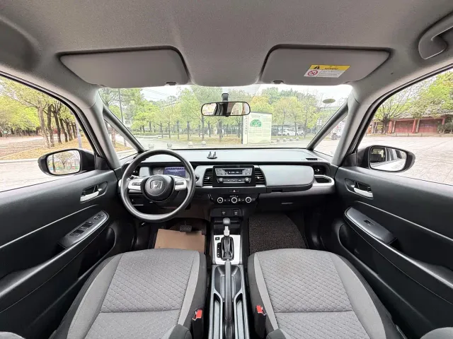 Honda Fit — Фото автомобиля 8