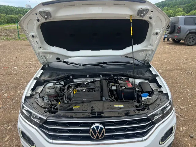 Volkswagen T-Roc — Фото автомобиля 21