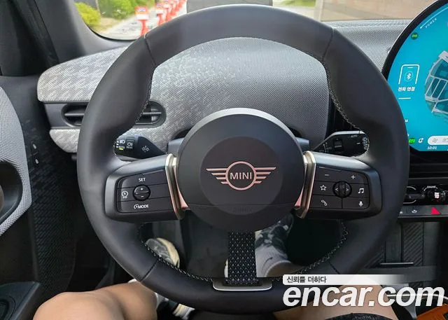 Mini Cooper — Фото автомобиля 12