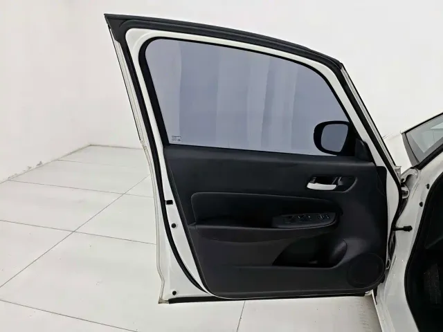 Honda Fit — Фото автомобиля 13
