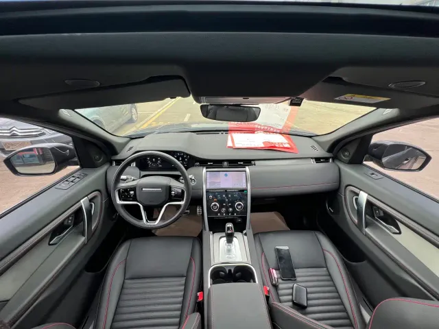 Land Rover Discovery Sport — Фото автомобиля 17
