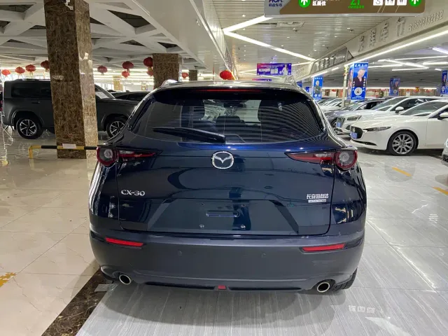 Mazda CX-30 — Фото автомобиля 5