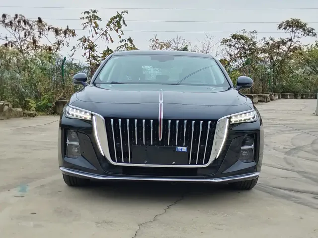 Hongqi H5 — Фото автомобиля 2