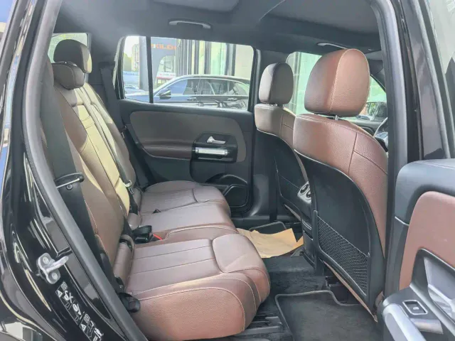 Mercedes-Benz GLB-Class — Фото автомобиля 10