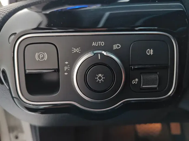 Mercedes-Benz A-Class — Фото автомобиля 26