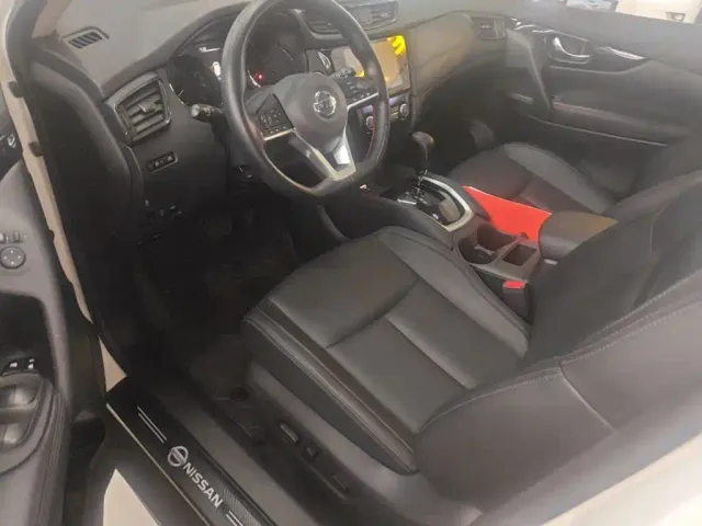 Nissan X-Trail — Фото автомобиля 14