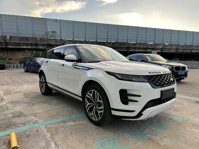 Land Rover Range Rover Evoque — Фото автомобиля 3