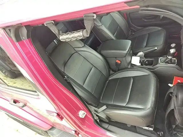 Jeep Wrangler — Фото автомобиля 24