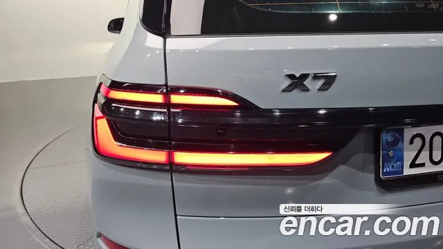 BMW X7 M60i xDrive M Sport 6 мест — Фото автомобиля 20