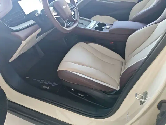 BYD Seal 07 DM-i — Фото автомобиля 14