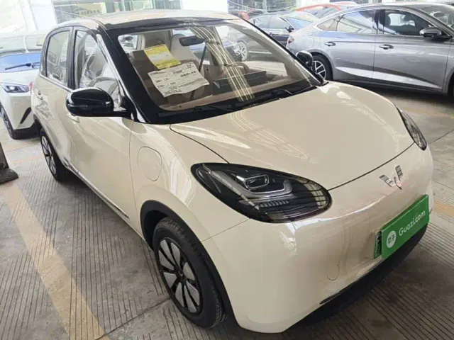 Wuling Bingo — Фото автомобиля 3