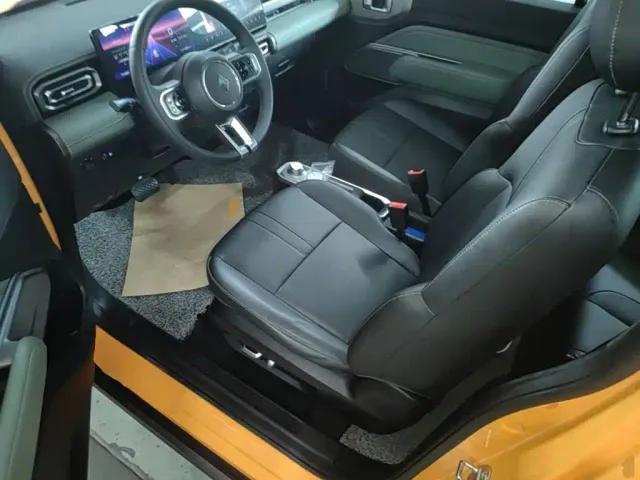 Baojun Yep — Фото автомобиля 15