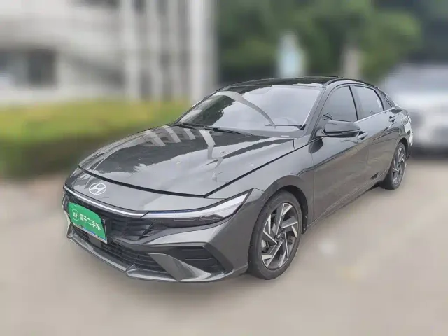 Фотография автомобиля — Hyundai Elantra