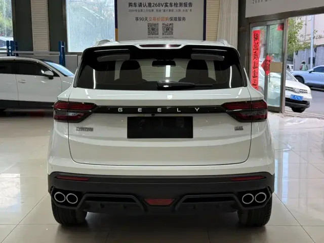 Geely Binyue — Фото автомобиля 5