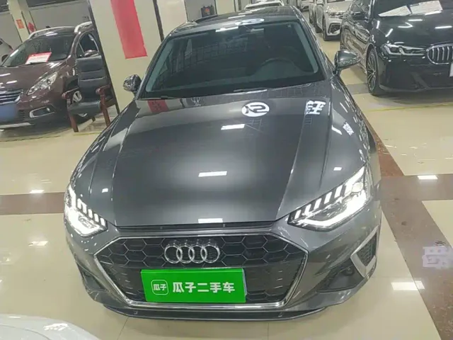 Audi A4L — Фото автомобиля 2