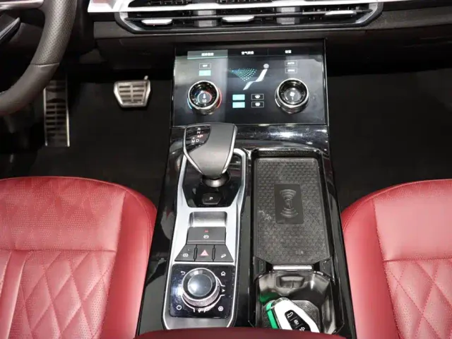 Jetour X70 Plus — Фото автомобиля 15