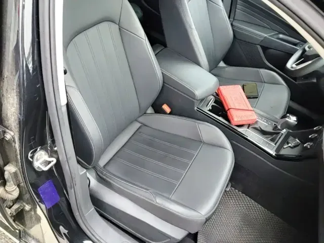 Volkswagen Passat 2025 Outstanding 280TSI Business Edition — Фото автомобиля 24