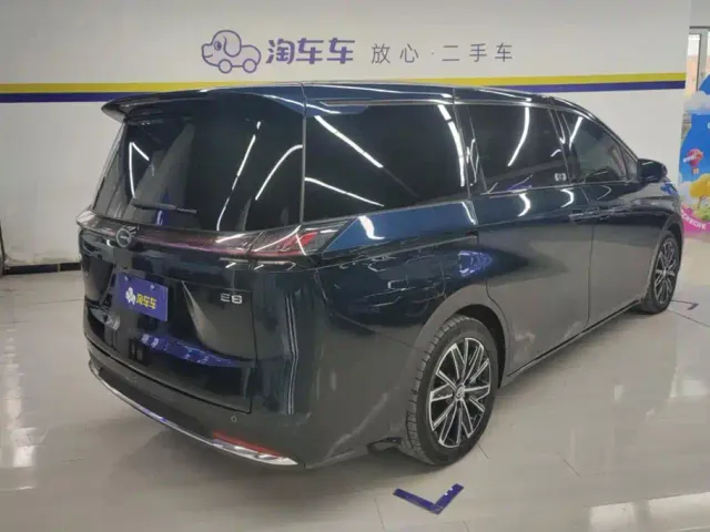 GAC Trumpchi E8 — Фото автомобиля 3
