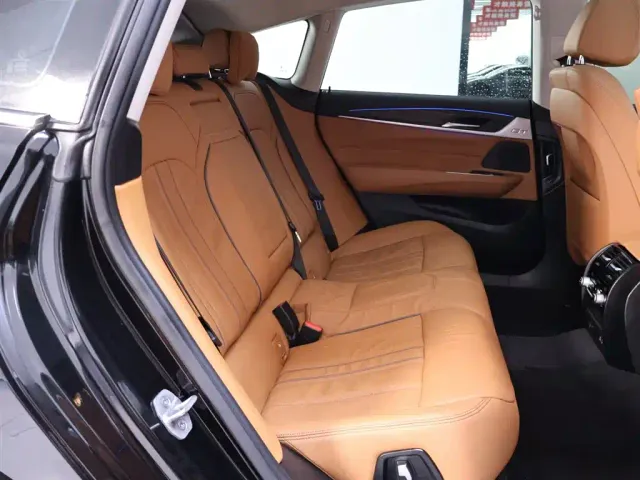 BMW 6 Series Gran Turismo — Фото автомобиля 21