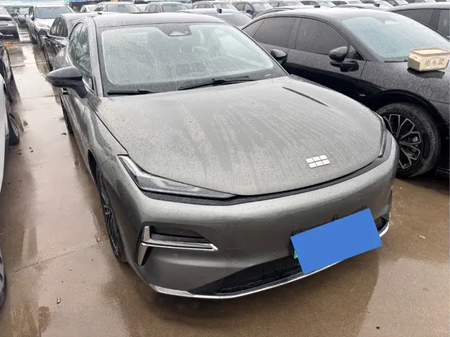Geely Galaxy Xingyao 8 — Фото автомобиля 3