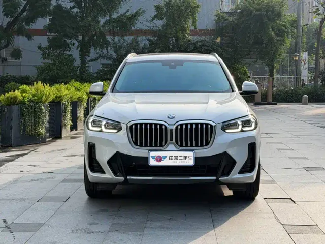 BMW X3 — Фото автомобиля 2