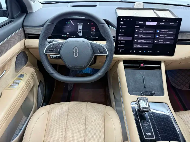 Aito M7 — Фото автомобиля 6