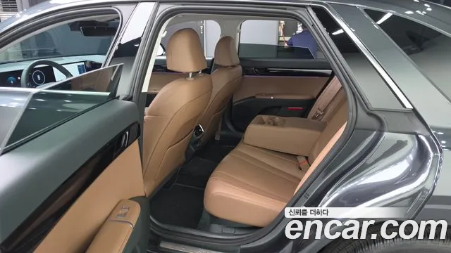 Hyundai Grandeur GN7 — Фото автомобиля 11
