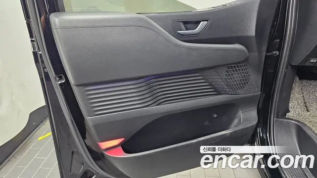 Hyundai Staria — Фото автомобиля 13