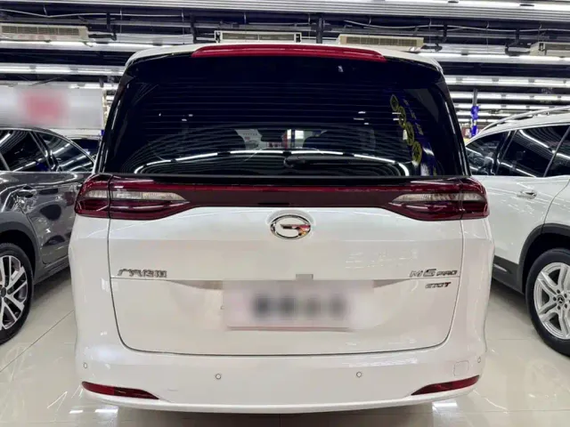 GAC Trumpchi M6 — Фото автомобиля 5