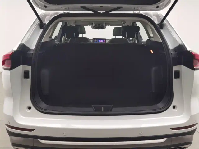 Haval H6 — Фото автомобиля 16