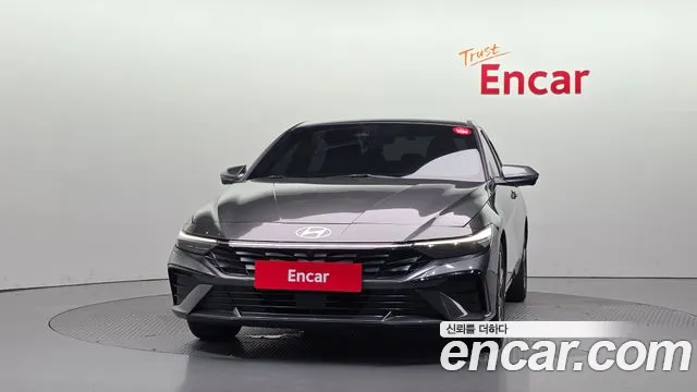 Hyundai AVANTE Новый Avante (CN7) — Фото автомобиля 3