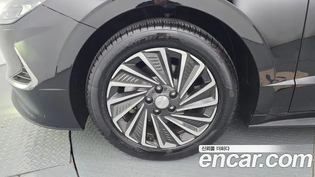 Hyundai Sonata — Фото автомобиля 5