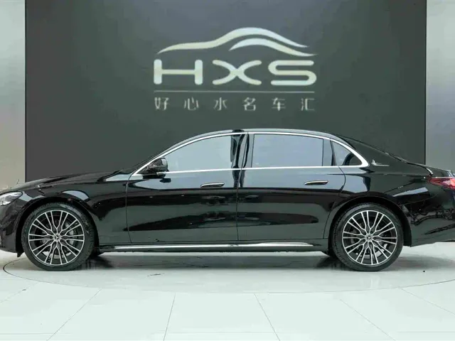 Mercedes-Benz E-Class — Фото автомобиля 3
