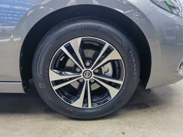 Nissan Sylphy — Фото автомобиля 14