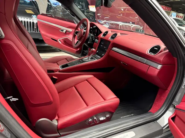 Porsche 718 — Фото автомобиля 20