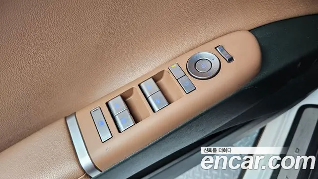 Hyundai Grandeur Grandeur (GN7) — Фото автомобиля 19