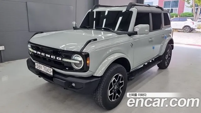 Фотография автомобиля — Ford Bronco Generation 6