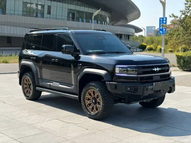 Fang Cheng Bao Leopard 5 2026 Cloud Chariot Edition — Фото автомобиля 3