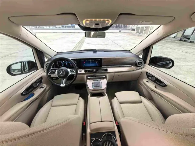 Mercedes-Benz V-Class — Фото автомобиля 9