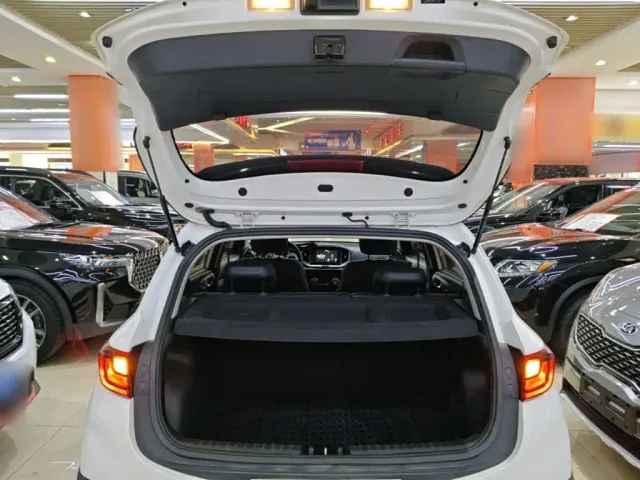Kia KX1 — Фото автомобиля 18