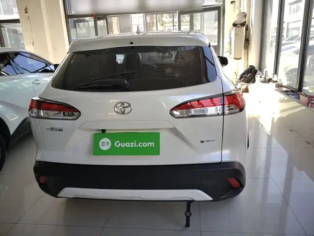 Toyota Corolla Cross — Фото автомобиля 5