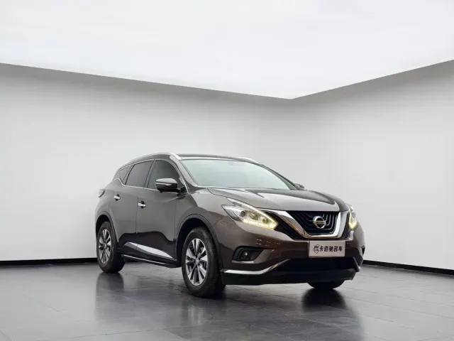 Nissan Murano — Фото автомобиля 3