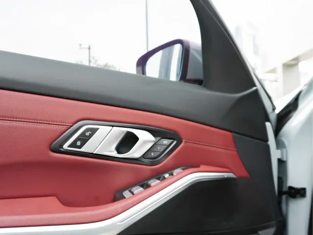 BMW 3 Series — Фото автомобиля 11