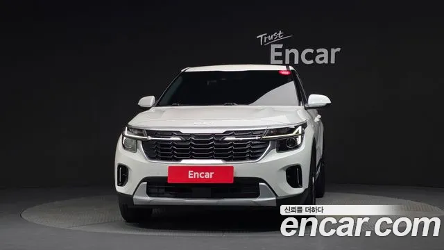 Kia Seltos Новый Seltos Бензин 2.0 2WD — Фото автомобиля 3