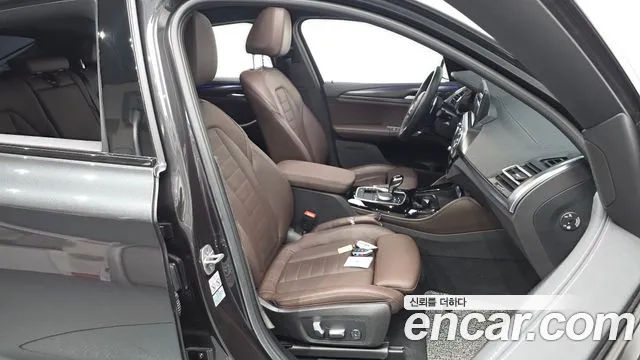 BMW X4 xDrive20i M Sport — Фото автомобиля 25