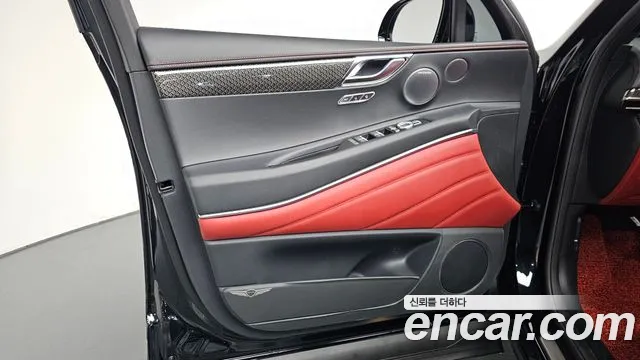 Genesis GV80 — Фото автомобиля 18